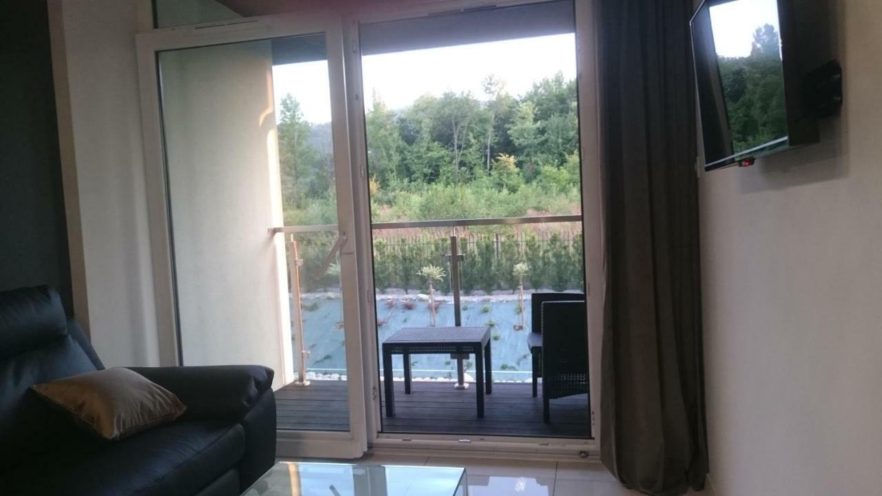 Апартаменти Apartament Debowiec Бельсько-Бяла Екстер'єр фото
